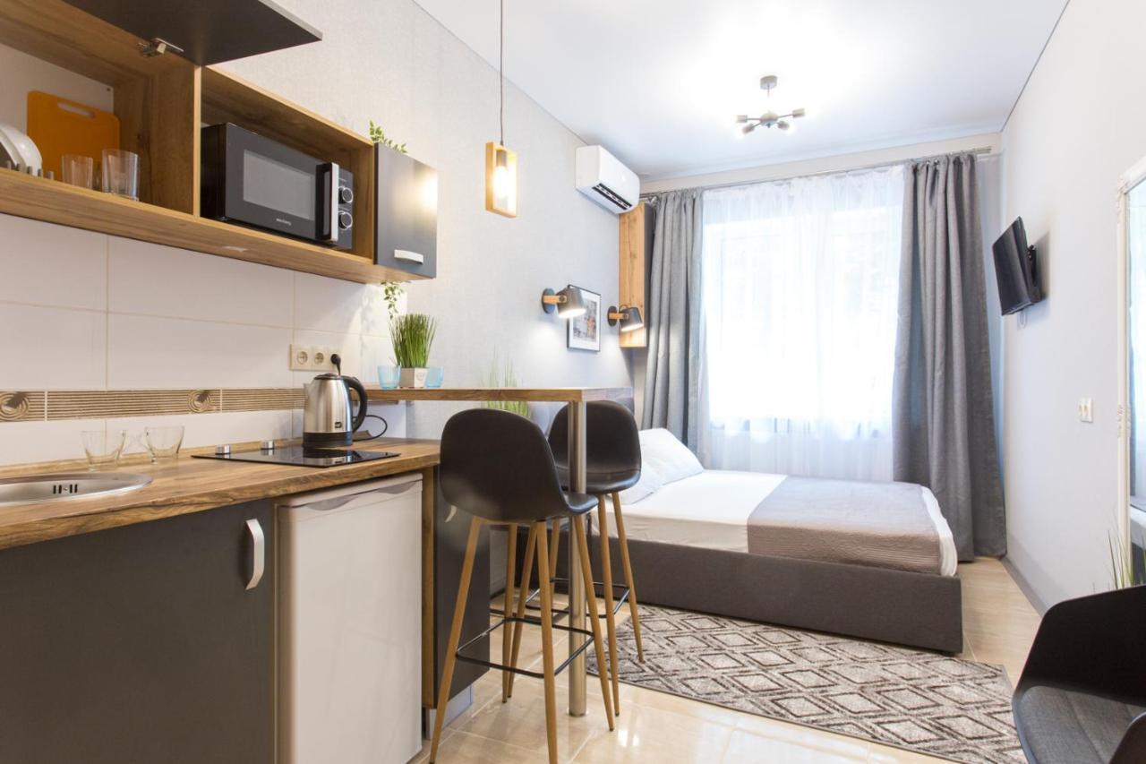 Well Located Studio - Yaroslavska Str. 21 Apartment Харков Екстериор снимка
