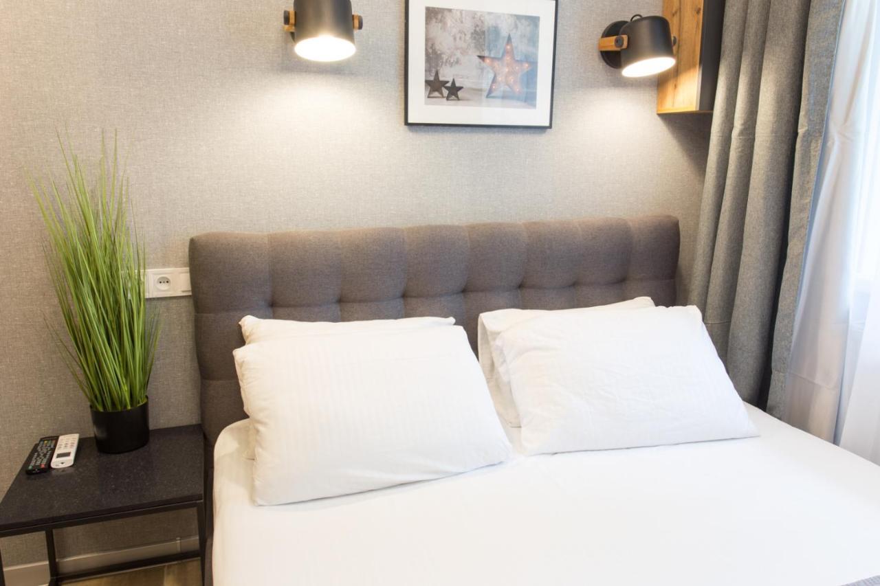 Well Located Studio - Yaroslavska Str. 21 Apartment Харков Екстериор снимка