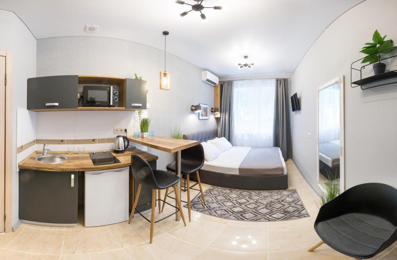 Well Located Studio - Yaroslavska Str. 21 Apartment Харков Екстериор снимка