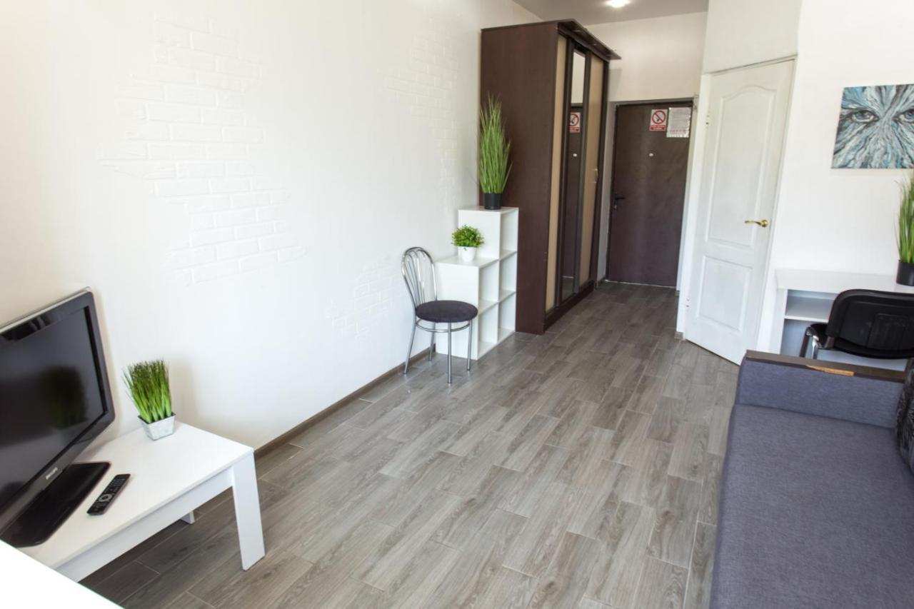 Well Located Studio - Yaroslavska Str. 21 Apartment Харков Екстериор снимка