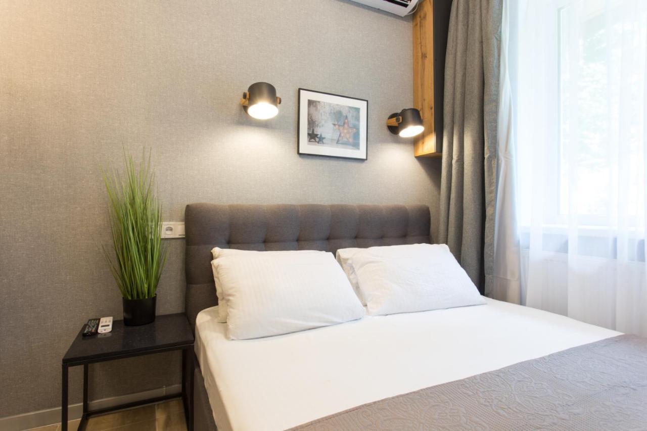 Well Located Studio - Yaroslavska Str. 21 Apartment Харков Екстериор снимка